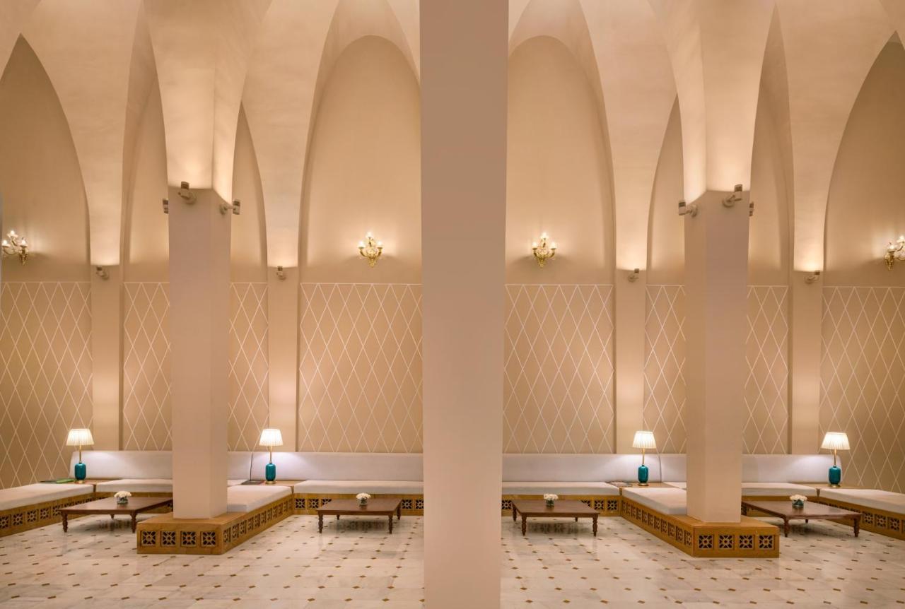 Time Square Resort & Spa Бхудж Экстерьер фото