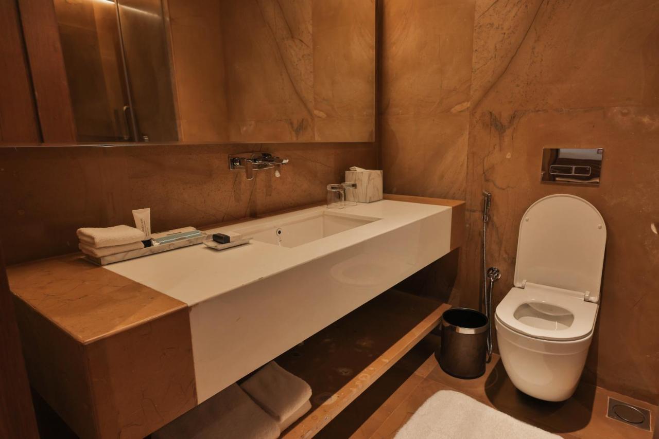 Time Square Resort & Spa Бхудж Экстерьер фото