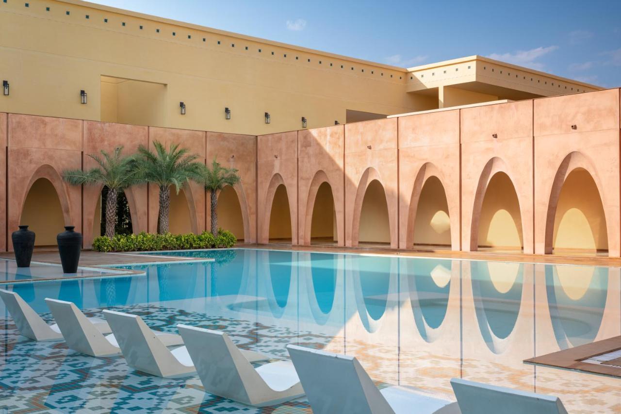 Time Square Resort & Spa Бхудж Экстерьер фото